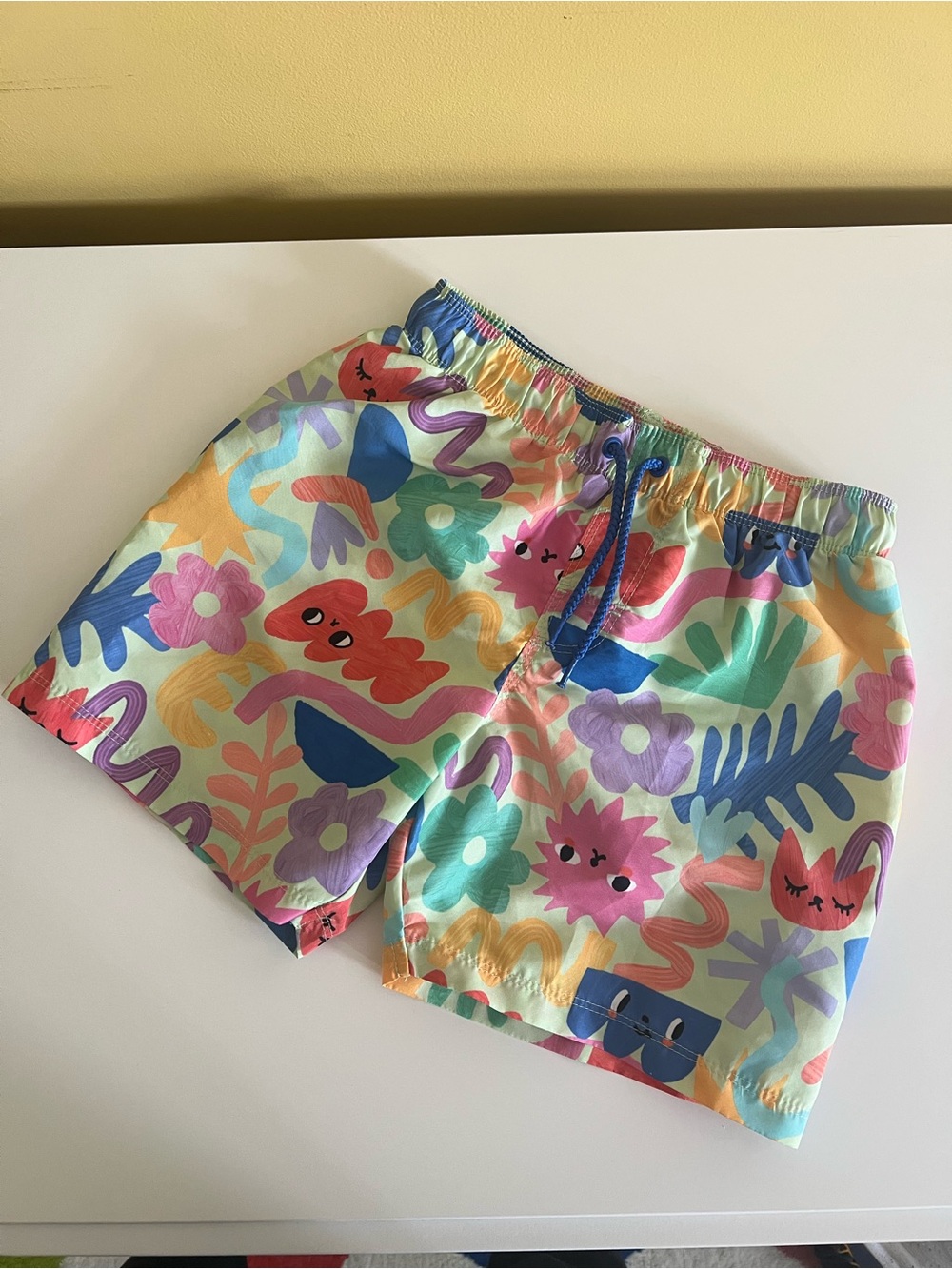 Liunic H&M Pastel Multi-Color Floral Swim Shorts kid size 6/7